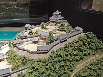 17犬山城模型.jpg